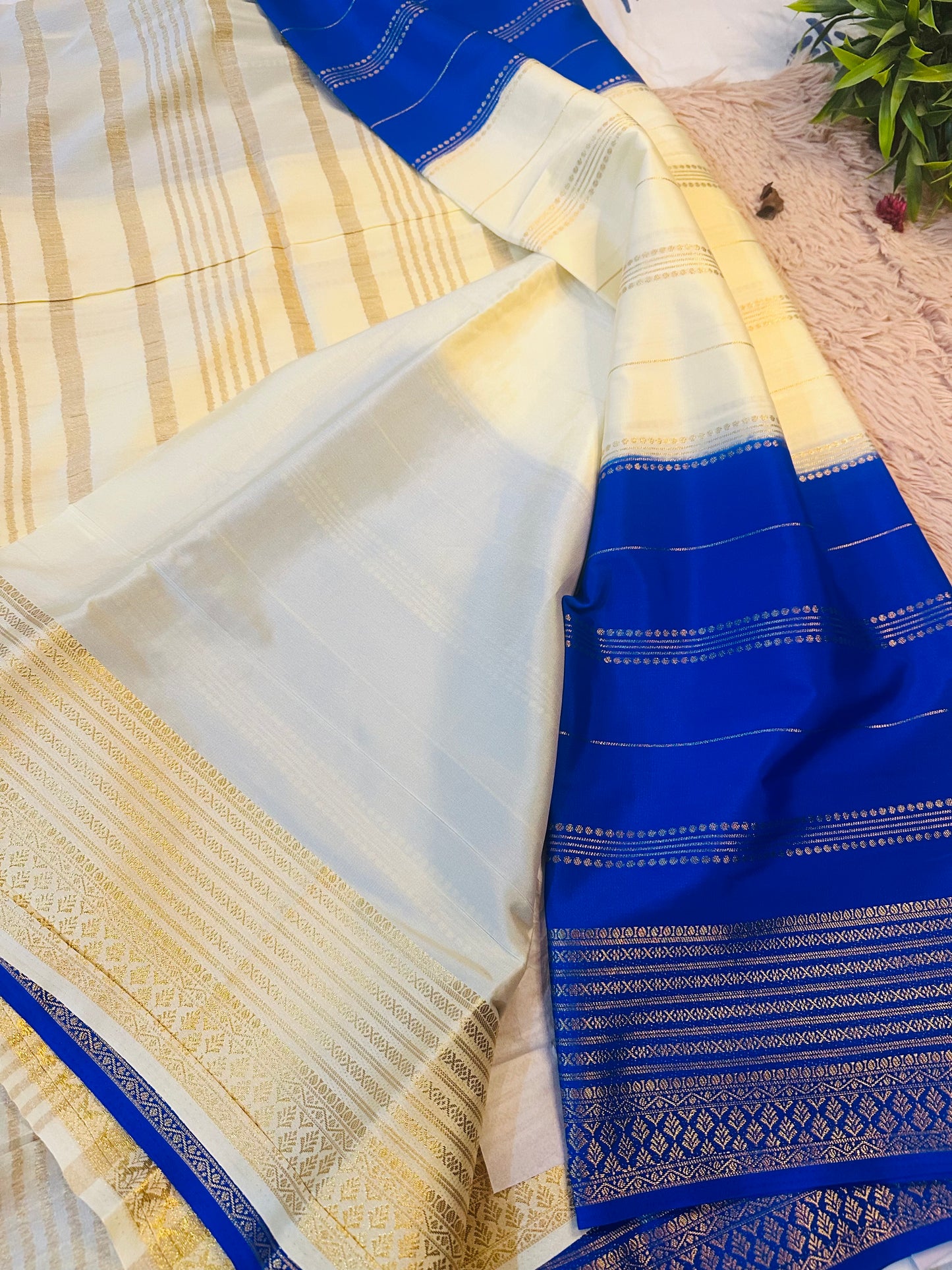 Royal Blue Premium KSIC Mysore Crepe Silk Saree With Zari Stripes (Dual Tone)