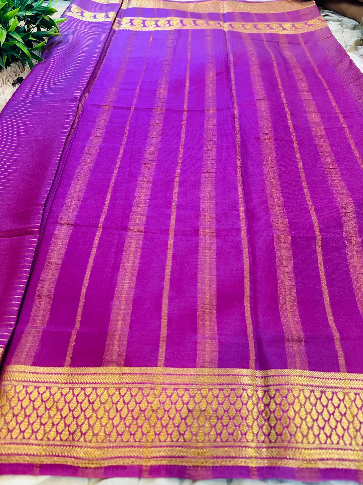 Onion Pink Premium KSIC Mysore Crepe Silk Saree with Mango Border(Zari Stripes)