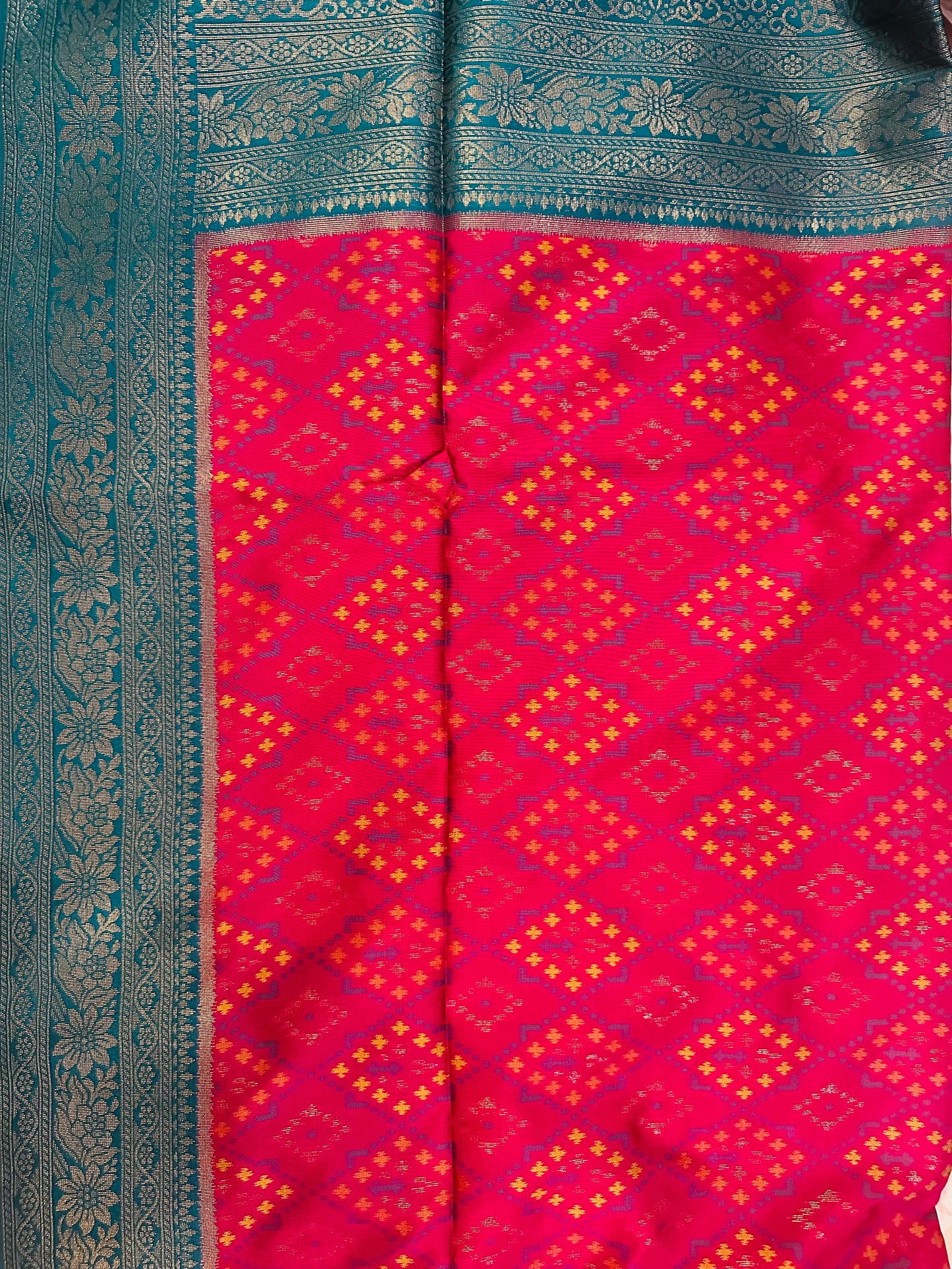 Rani Pink Semi Patola Silk Ikkat Handwoven Saree