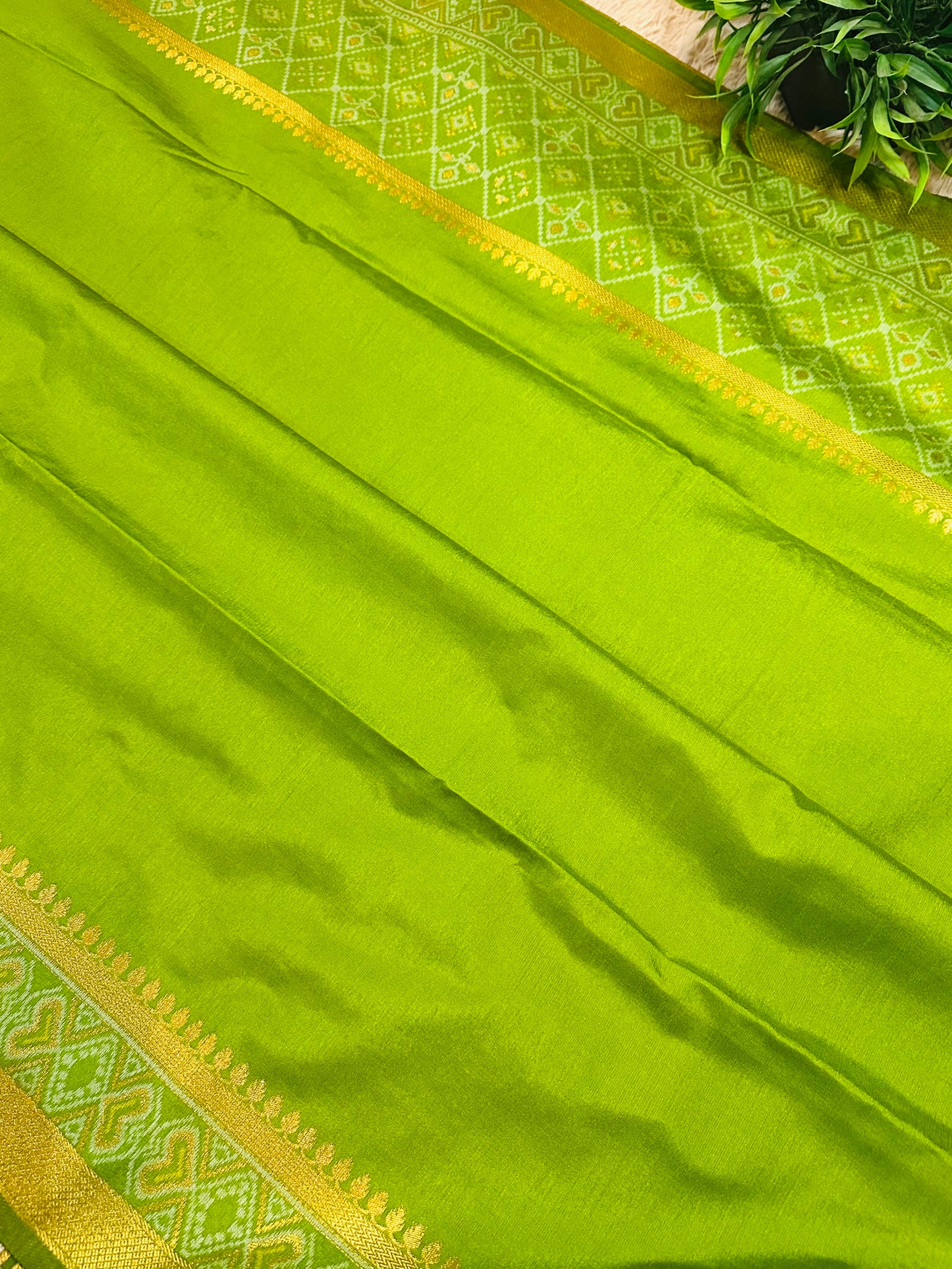 Green Semi Patola Tussar Silk Handwoven Saree