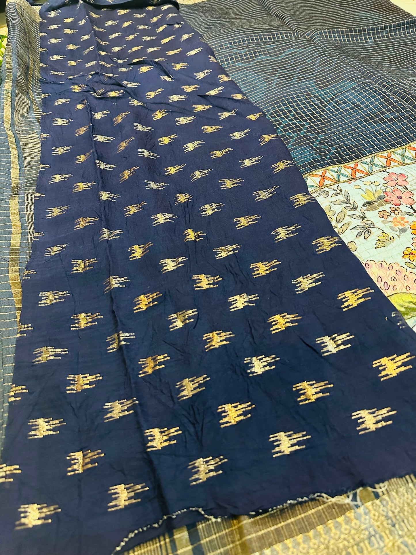 Blue Pure Viscose 3D Printed Saree With Zari Border