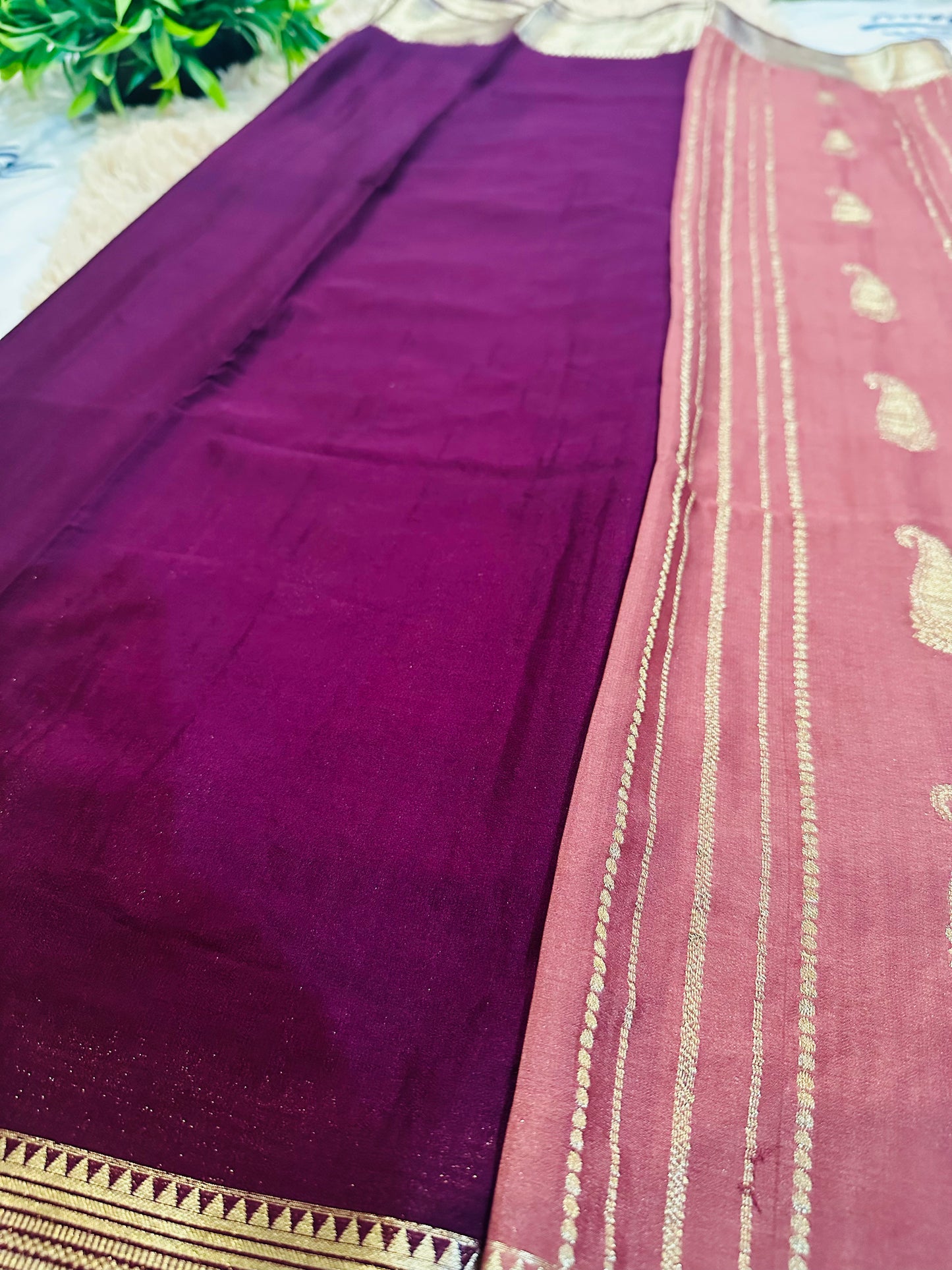 Dusty Pink Premium KSIC Mysore Crepe Silk Saree With Vertical Stripes and Mango Motifs(Contrast Border)