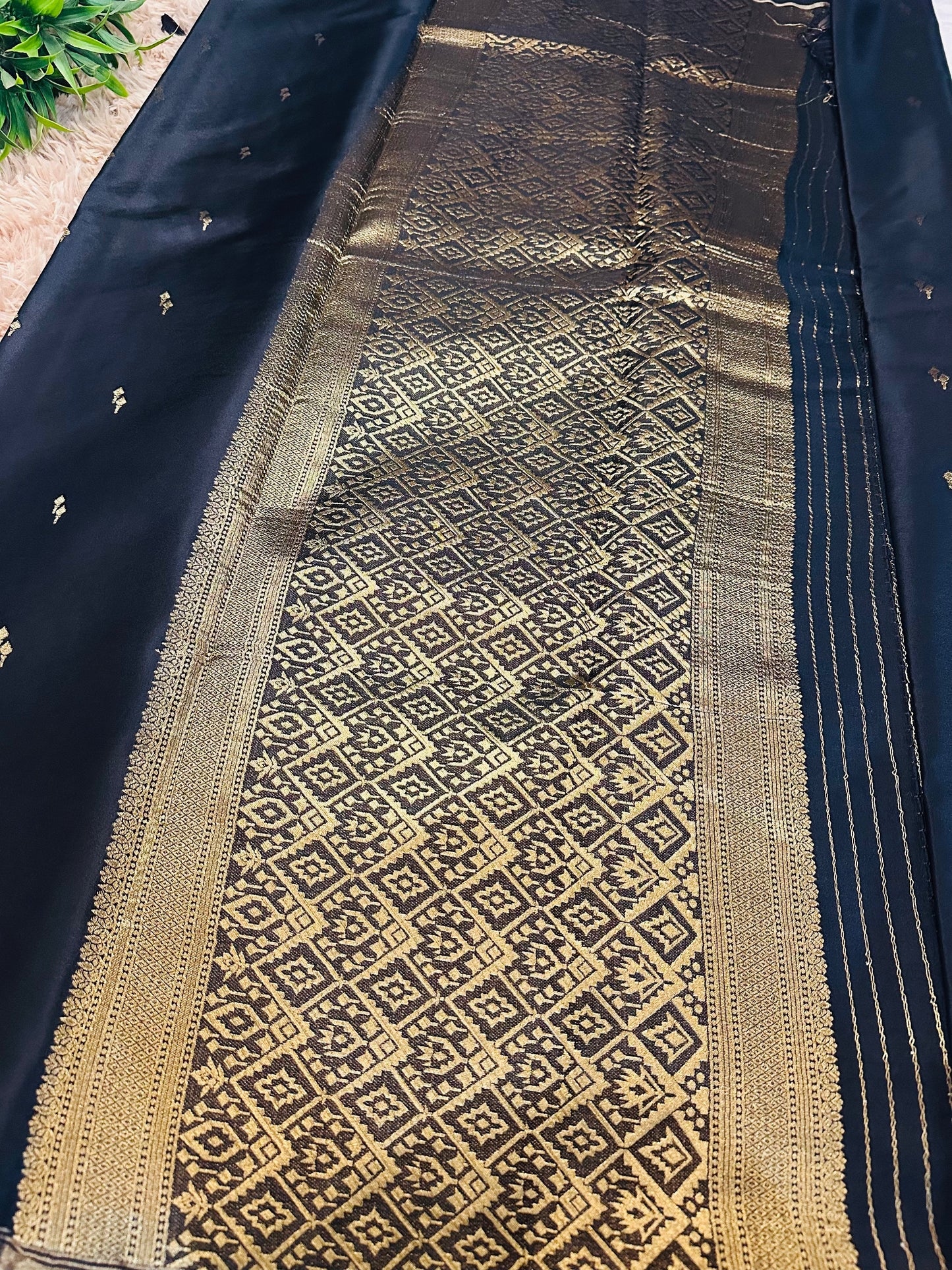 Black Gajji Silk With Zari Buttis(Motifs) Saree