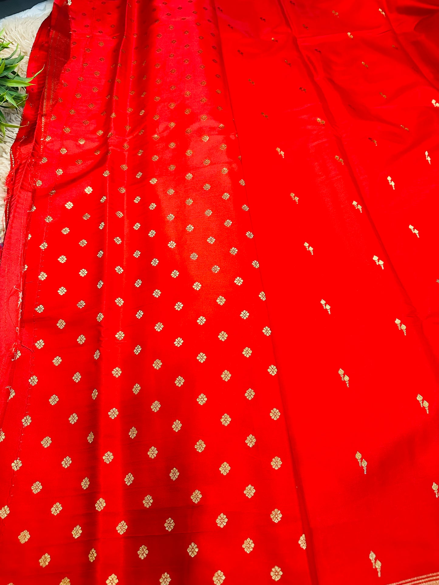 Bright Red Gajji Silk With Zari Buttis(Motifs) Saree