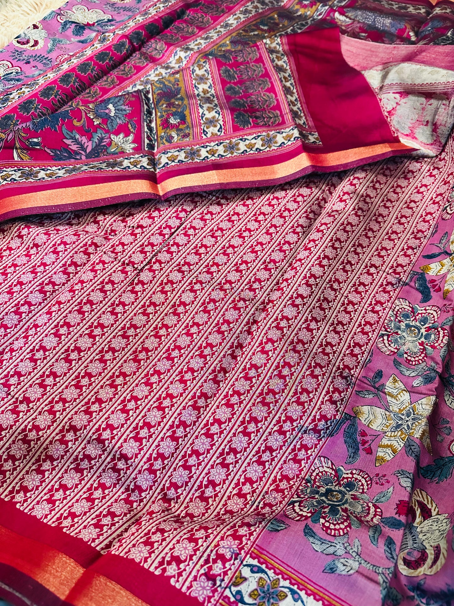 Magenta Pink Floral Maheshwari Silk Printed Saree with Zari Border