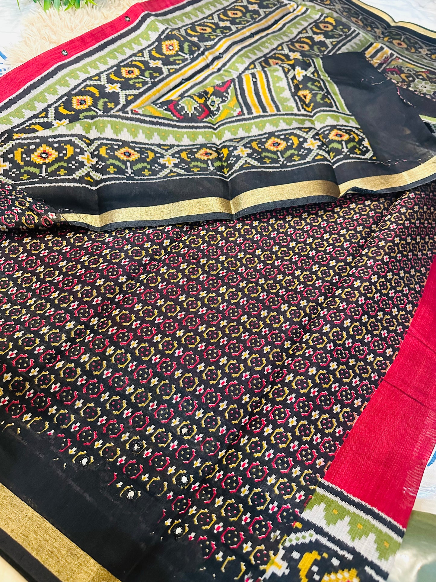 Maroon Floral Maheshwari Silk Printed Saree with Mirror Work and Zari Border