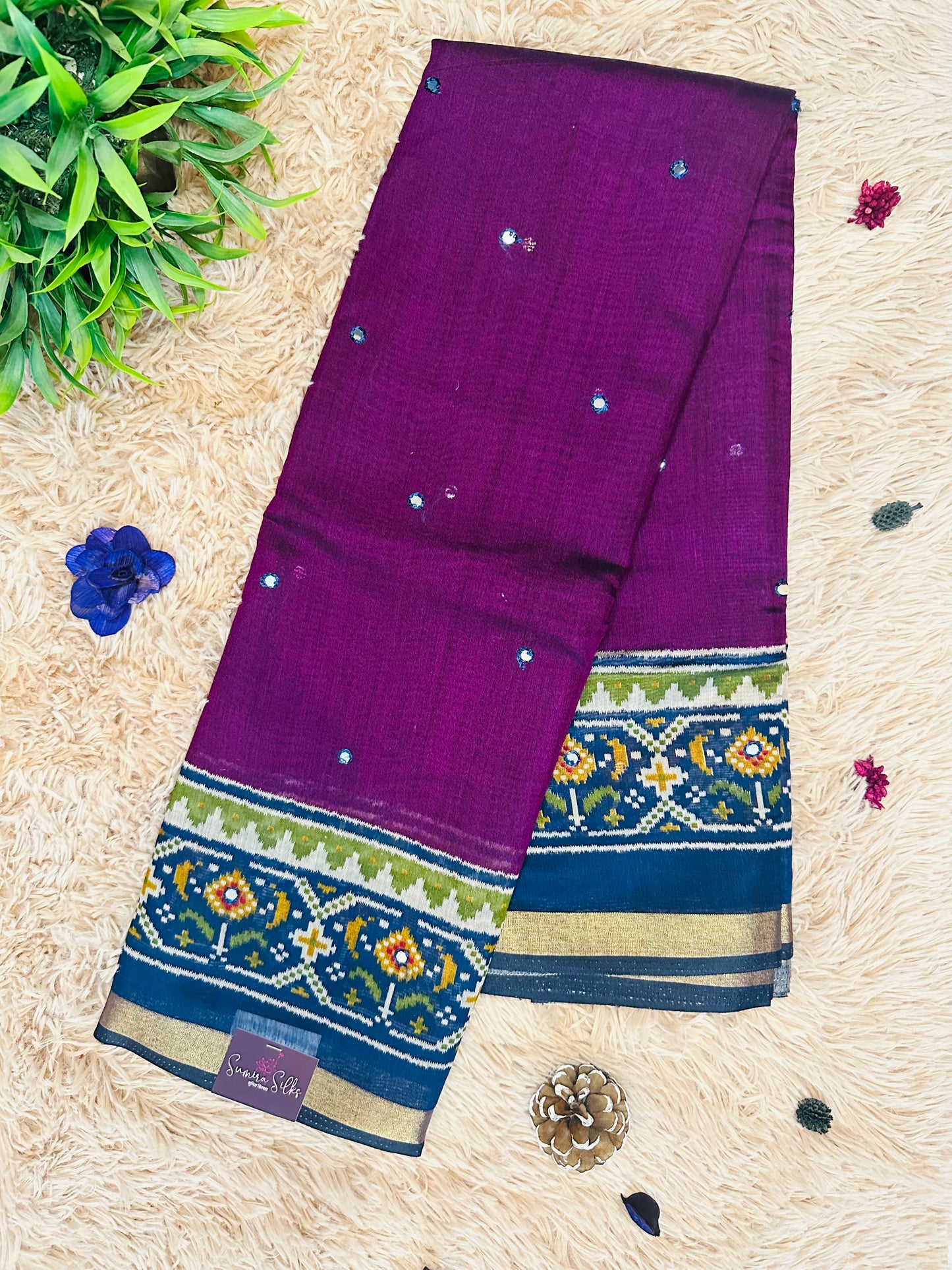 Wine Floral Maheshwari Silk Printed Saree with Mirror Work and Zari Border